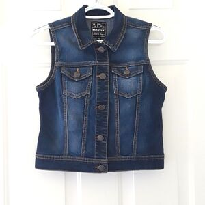 Denim Vest. Size: S.
